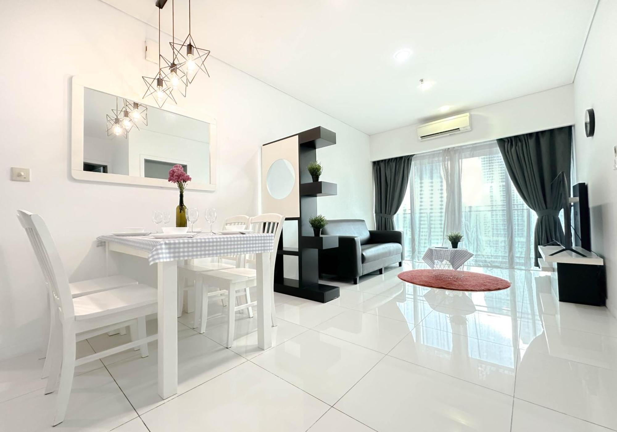 Summer Suites Klcc By Apartx Куала-Лумпур Экстерьер фото